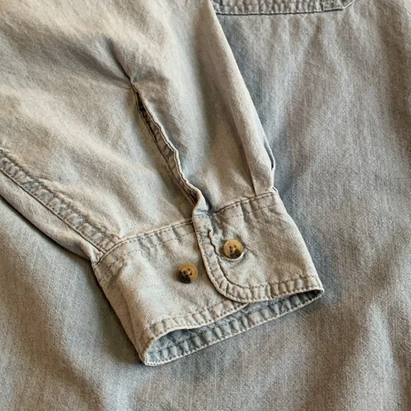 Men’s Wrangler long sleeve blue button up shirt. Size 3XL. - Picture 6 of 8